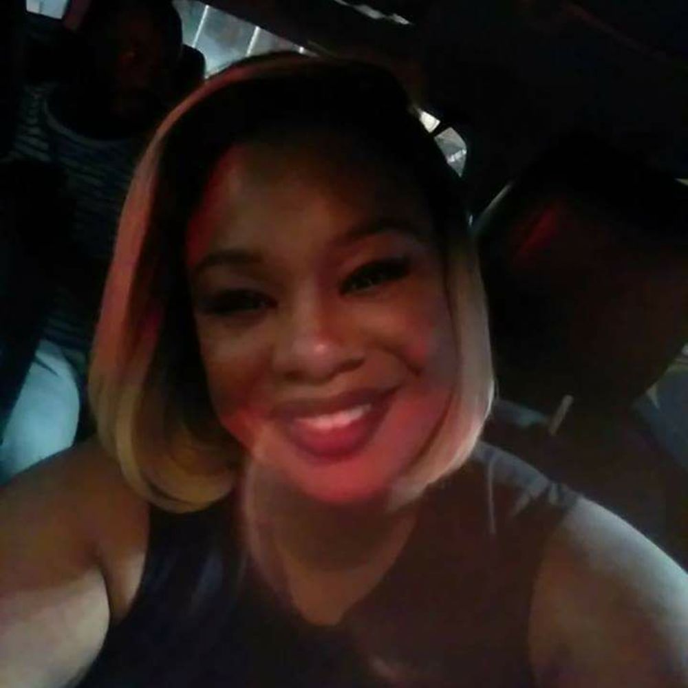 Meet your Posher, Moniqua