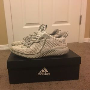 I have size 10 adidas alpha bounces
