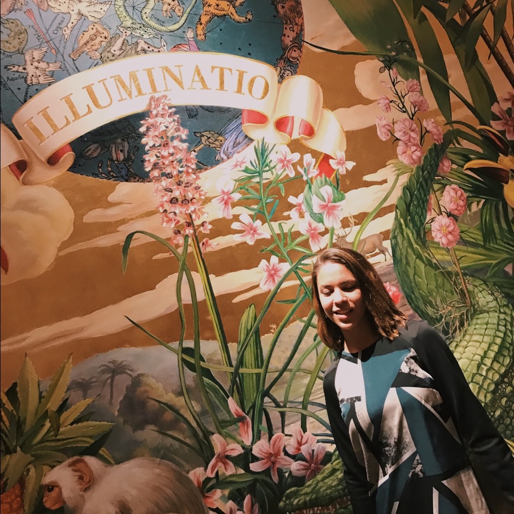 Meet your Posher, Ana