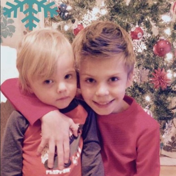 Meet your Posher, April - Picture 5 of 5