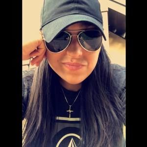 Meet your Posher, Christina