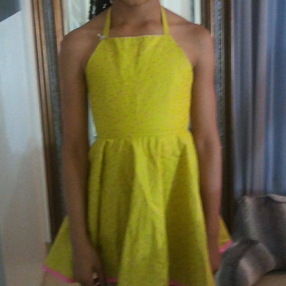 Girls dress