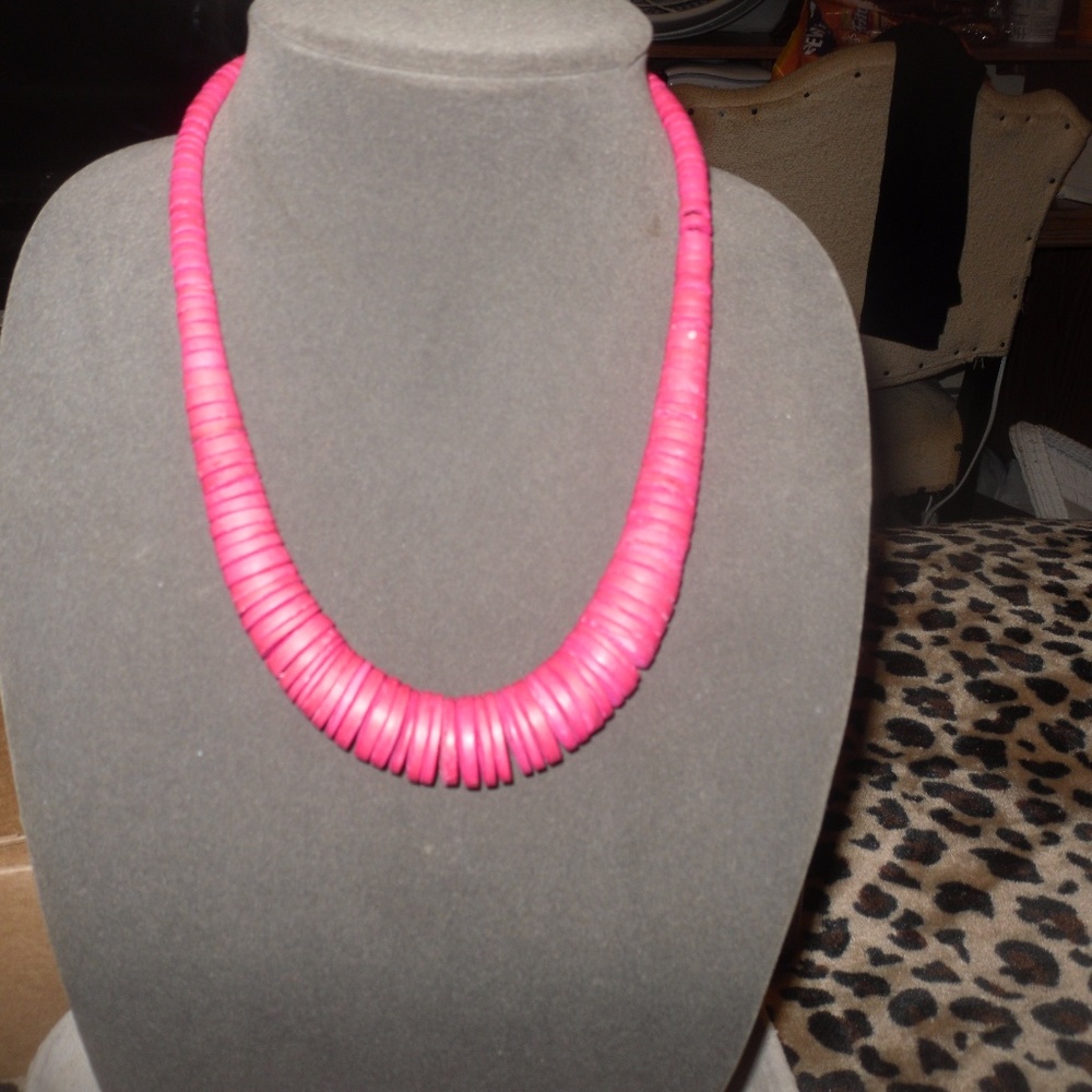 african royalty necklace statement