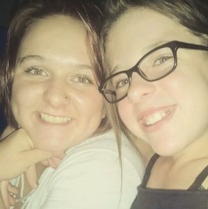 Meet your Posher, Layla