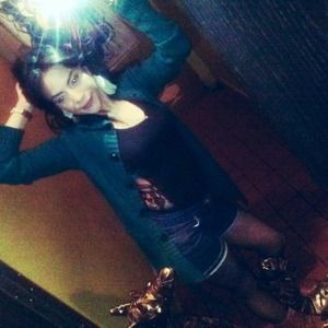 Meet your Posher, Vanessa