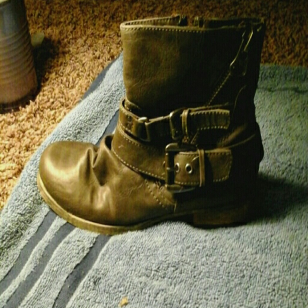 Brown boots