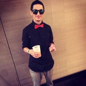 Meet your Posher, Jonathan