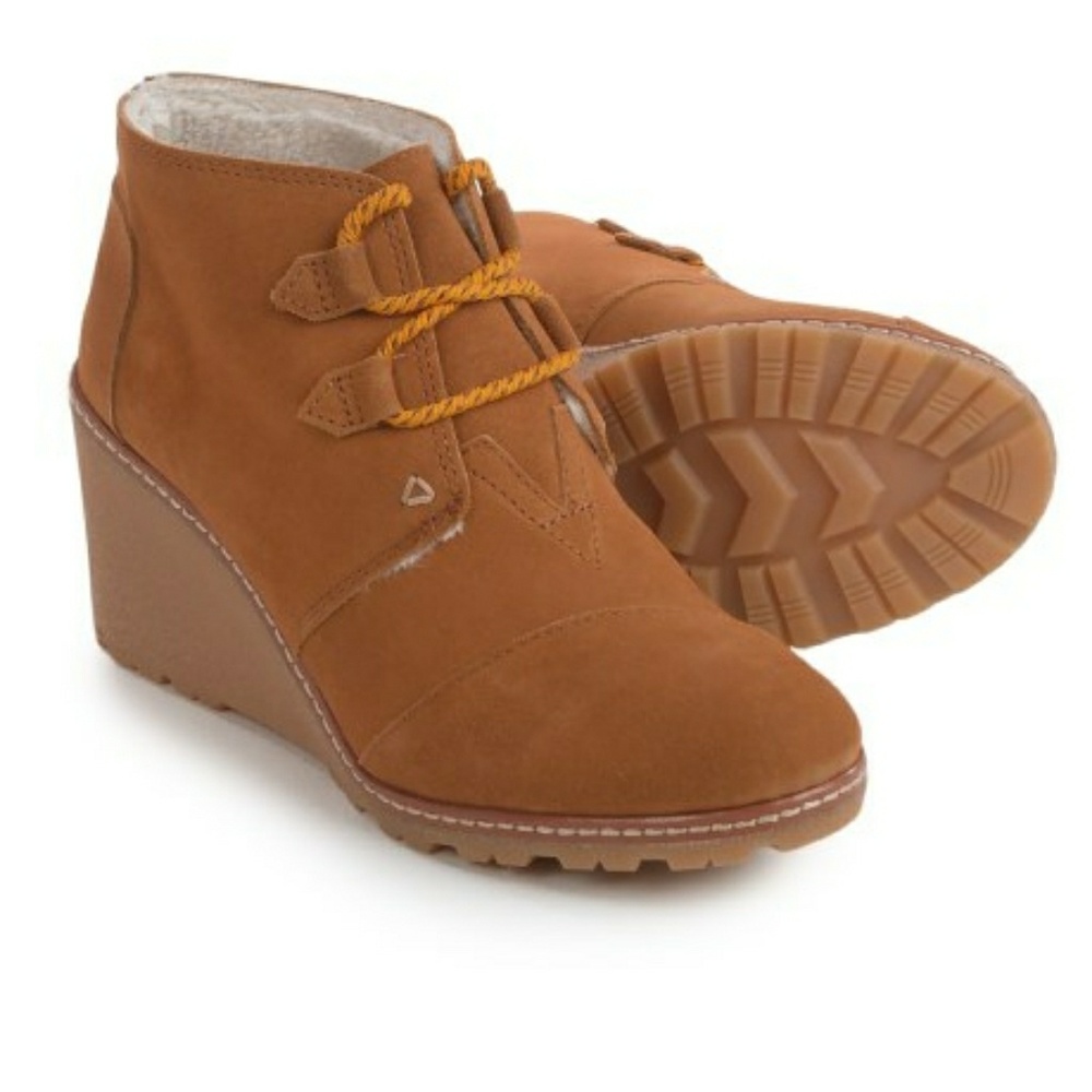 TOMS Desert Wedge Bootie size 7.5 NWT