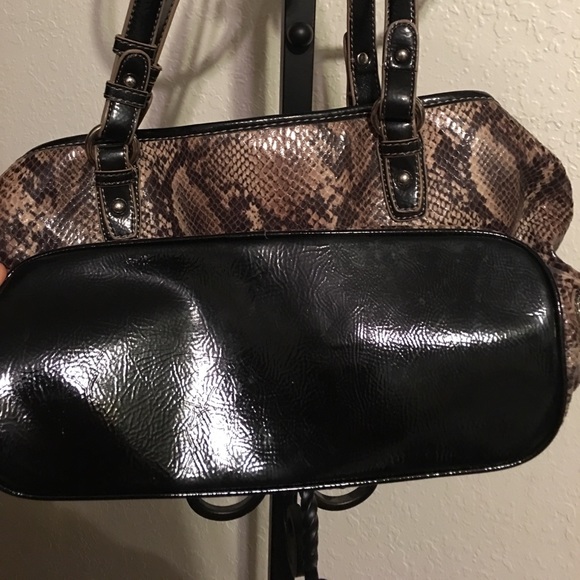 Nine West purse - Picture 3 of 4