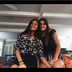 Meet your Posher, Nicole