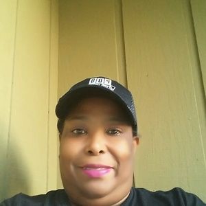 Meet your Posher, Sheila