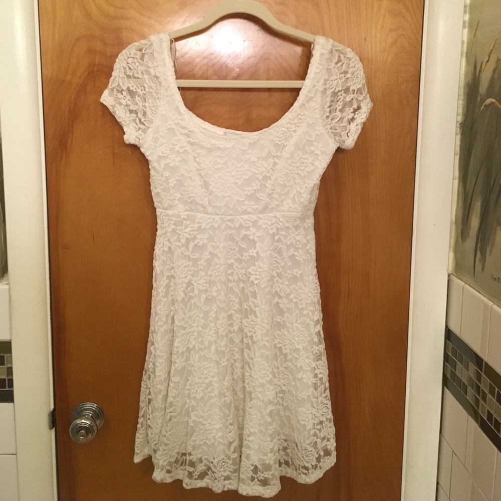 White lace dress