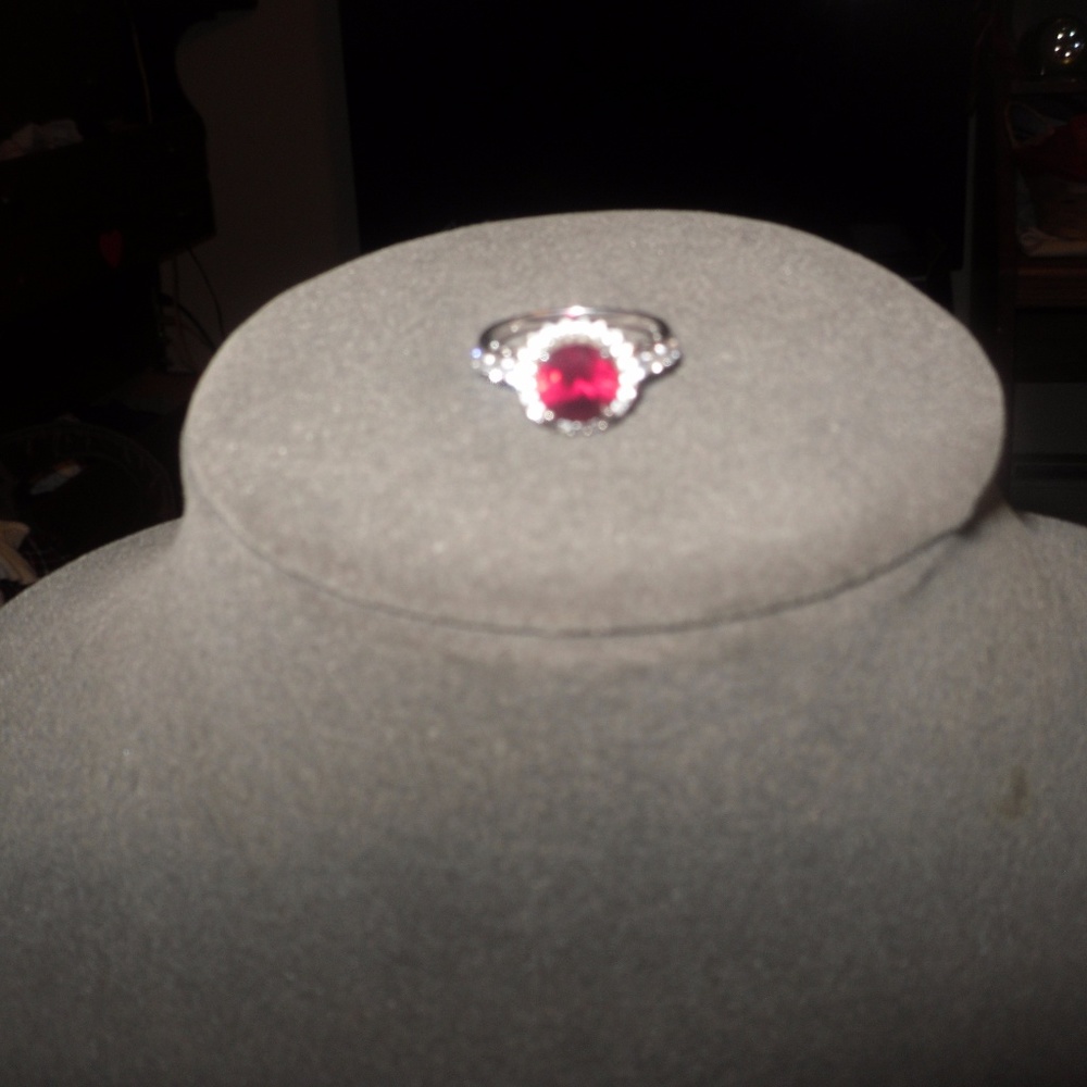 925 sterling silver garnet ring cz