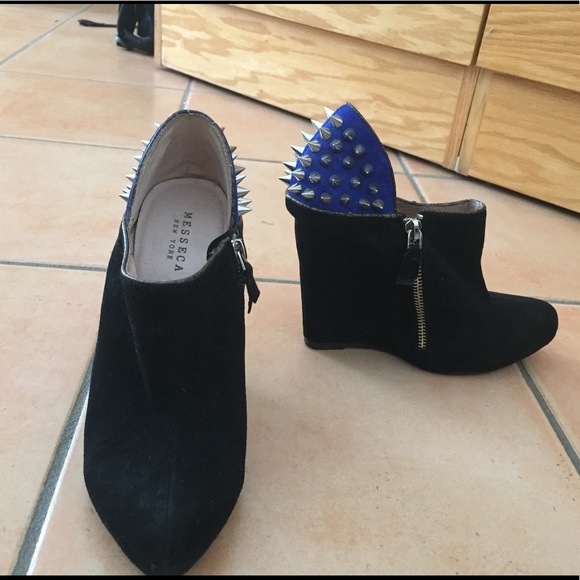 Messeca Booties - Picture 2 of 4