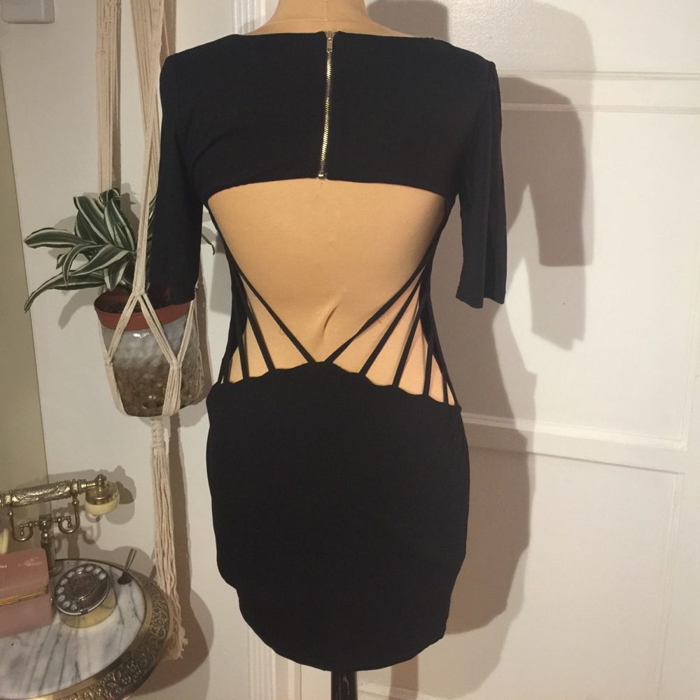 Backless LBD