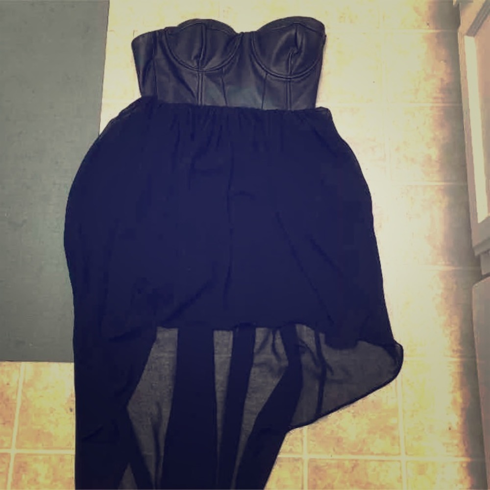 Black strapless dress HALLOWEEN PERHAPS
