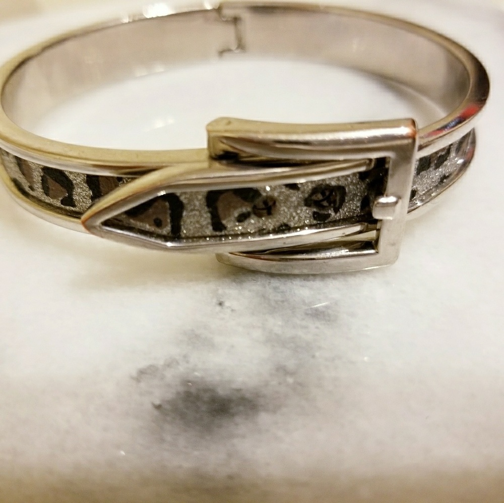 Sparkly Leopard Print Belt Clasp Bracelet