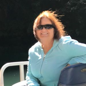 Meet your Posher, Joy