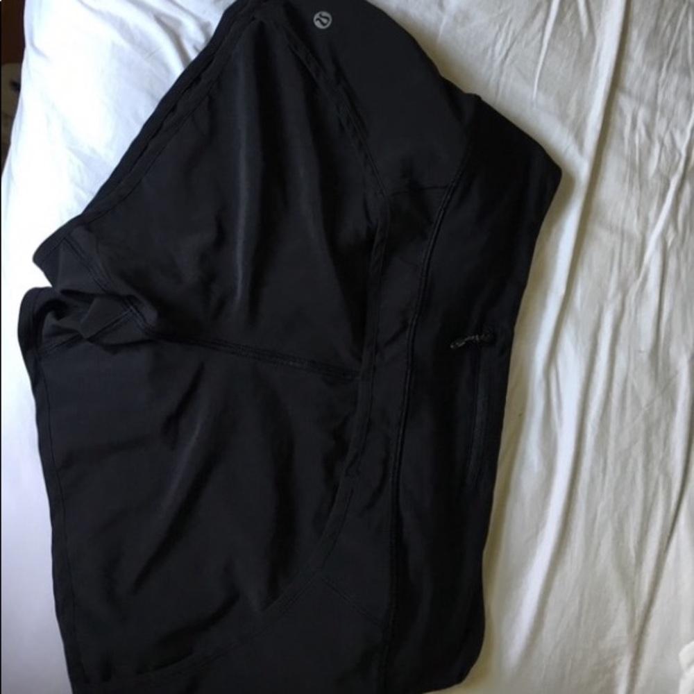 lululemon speed shorts size 6