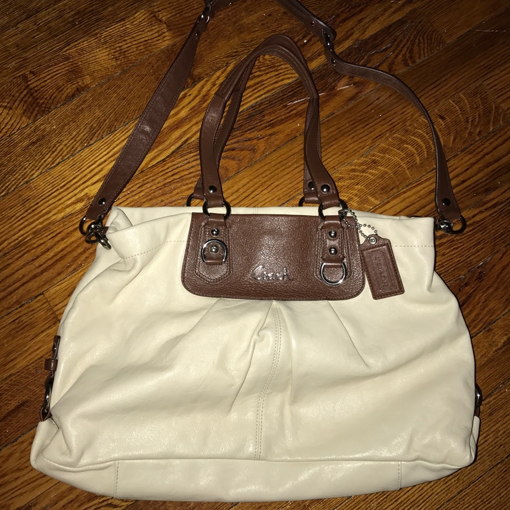 Coach hand or shoulder bag