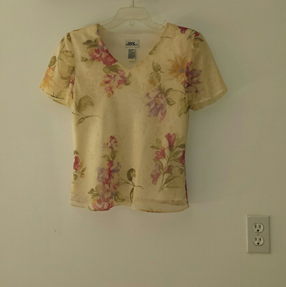 J.B.S. 2 pieces  set