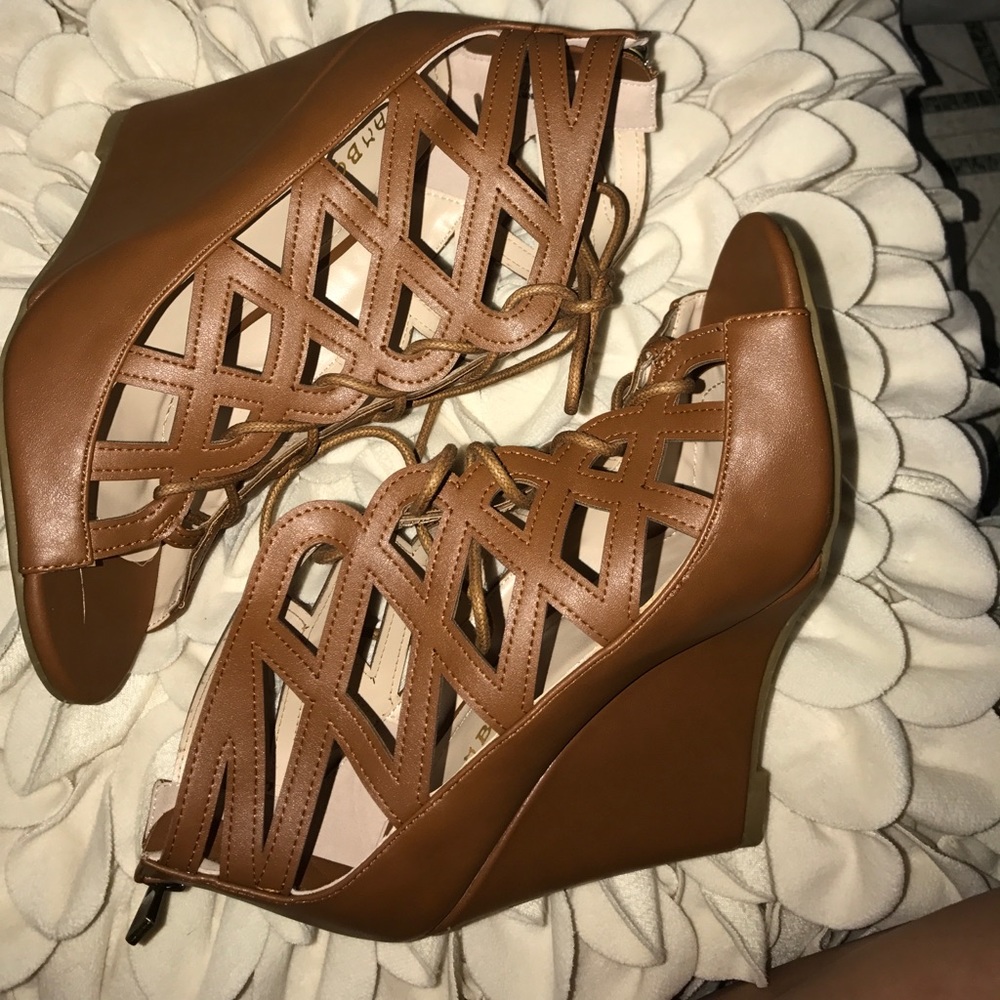 Brown wedges