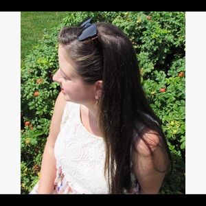 Meet your Posher, Mae