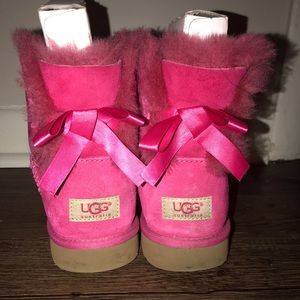 Pink Bow uggs
