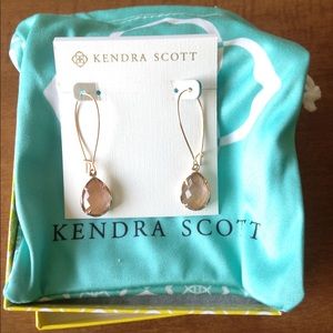 Kendra Scott Earrings (new)