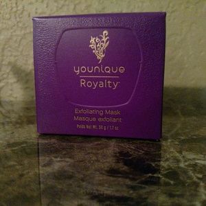 Younique Royalty Exfoliating Face Mask