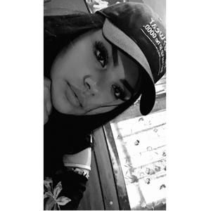 Meet your Posher, Leslie