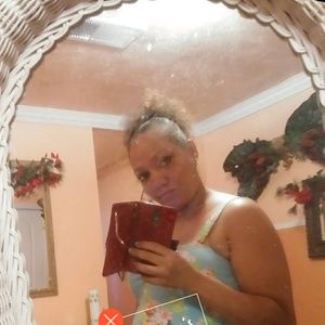 Meet your Posher, Deidra