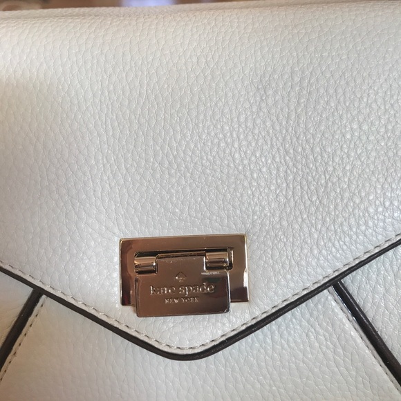 Kate Spade Wesley Place Laurel Leather Handbag - Picture 3 of 8