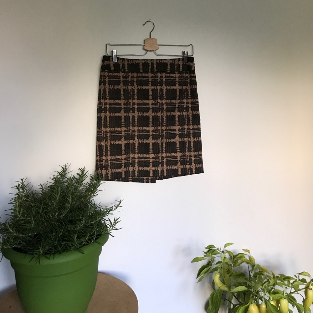 [$6] 🖤 Ann Taylor Mini Skirt