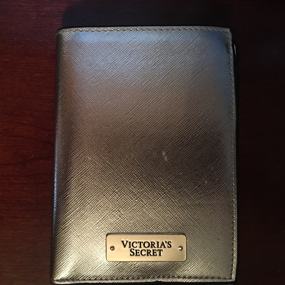 VS passport cover