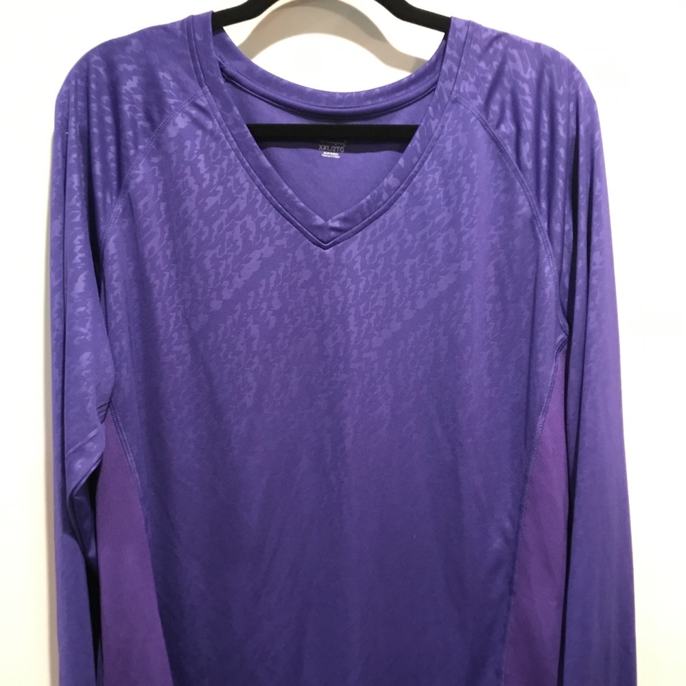 Woman's Champion work out shirt