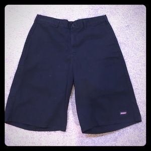 Size 36 black dickies shorts
