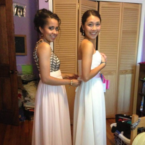 Formal dress - Picture 6 of 8