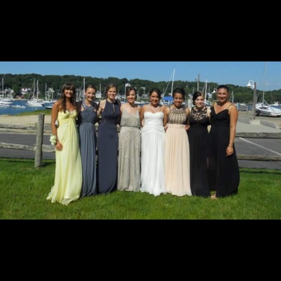 Formal dress - Picture 7 of 8