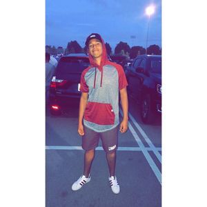 Meet your Posher, Cesar