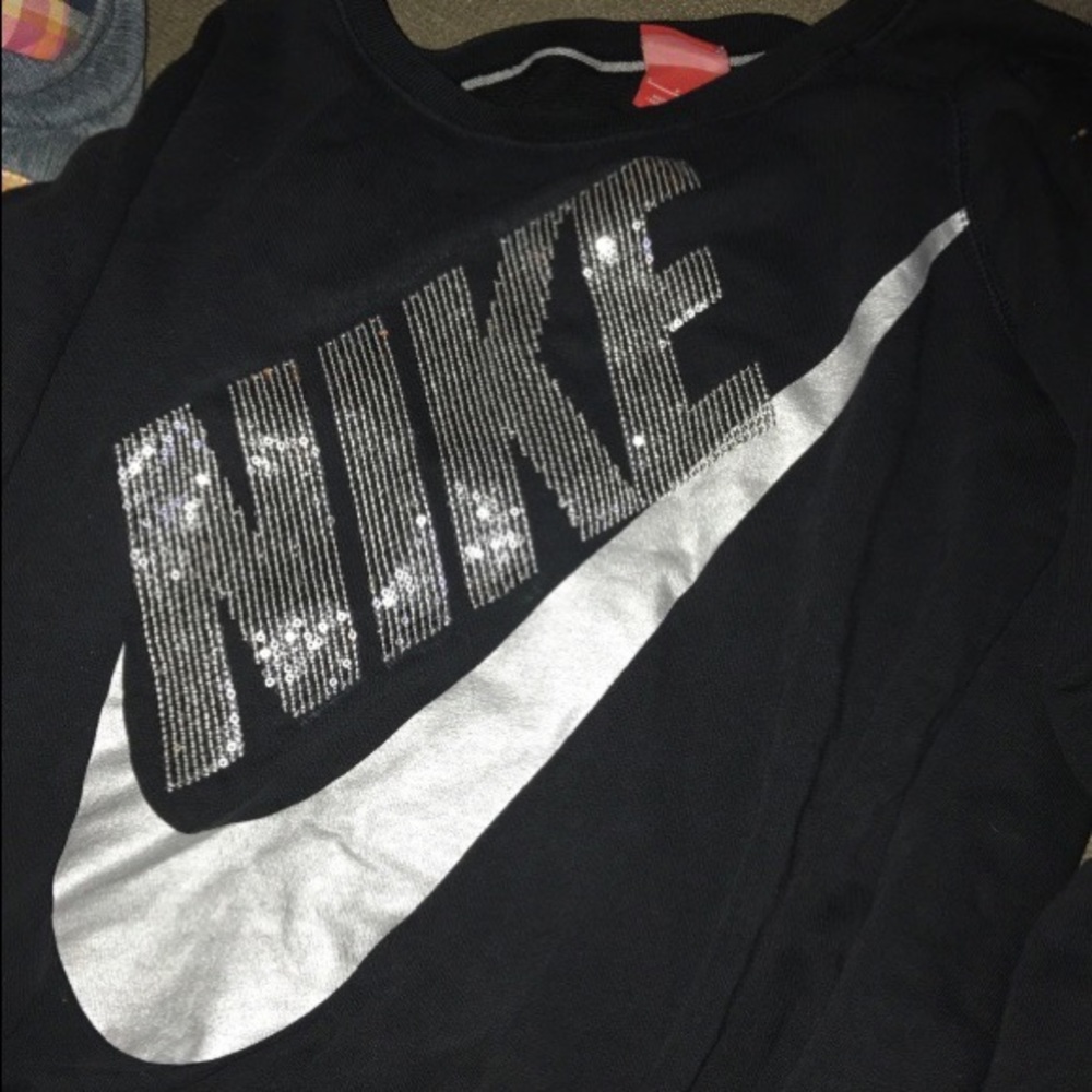 Nike pullover