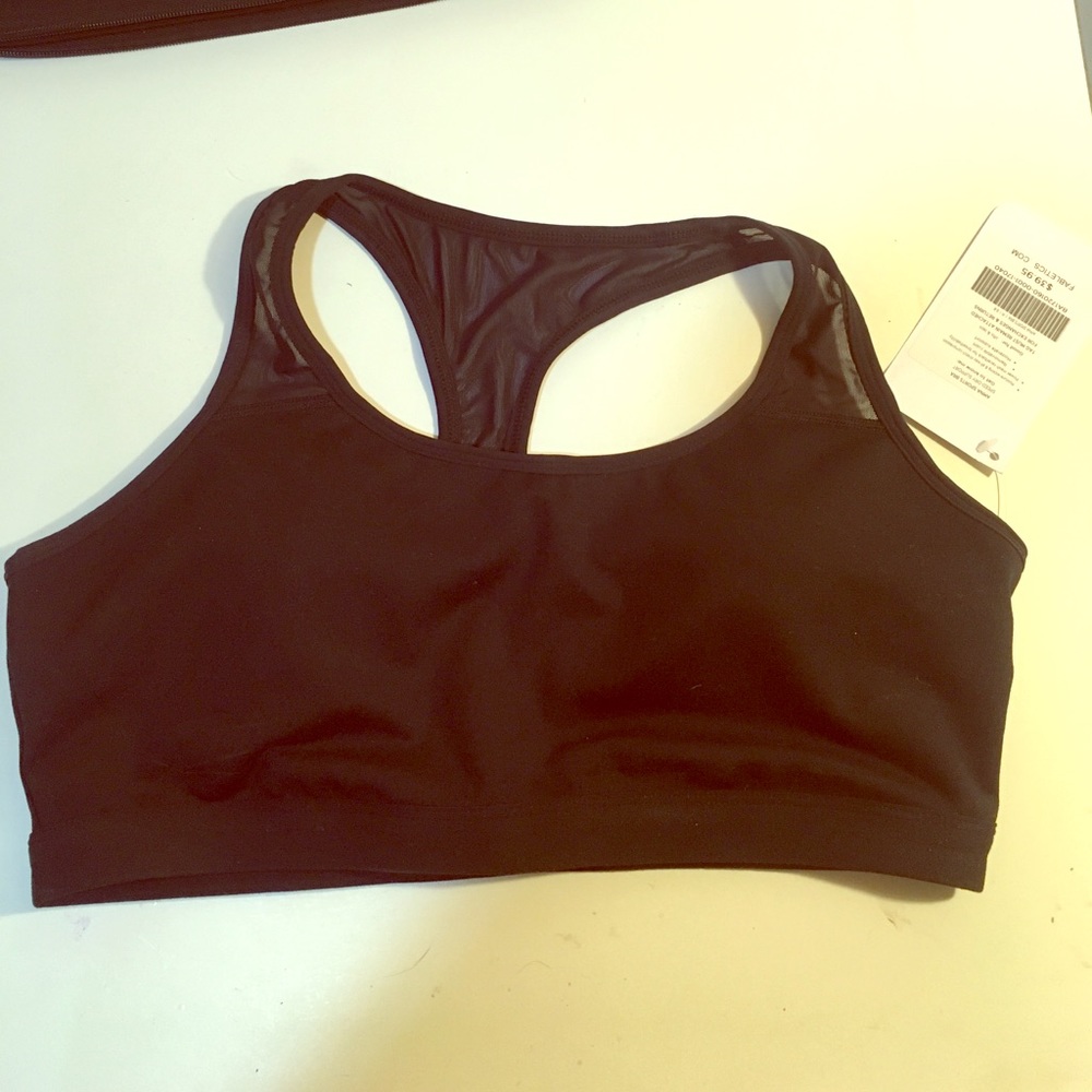NWT Fabletics sports bra with mesh back