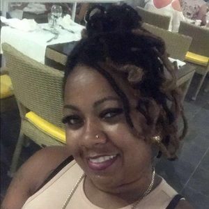 Meet your Posher, Erica