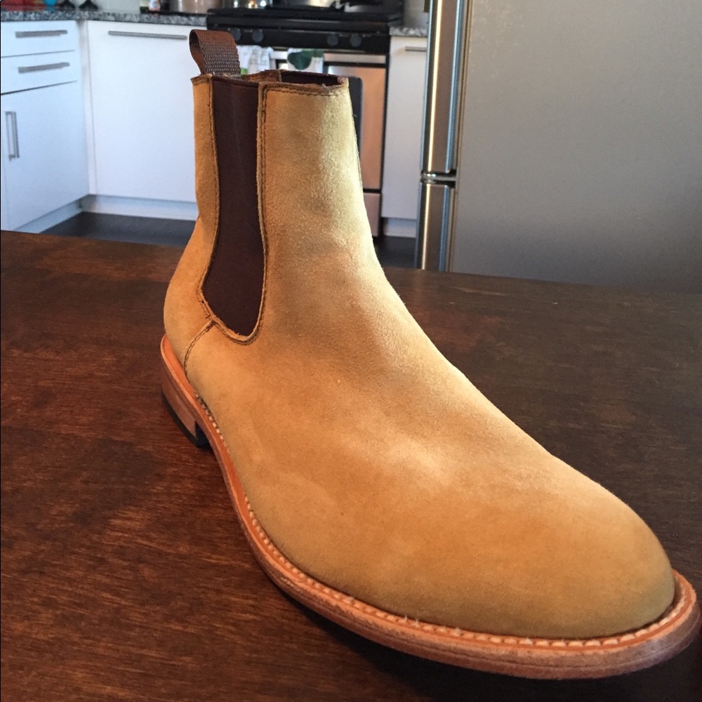 NEW Tan Suede Chelsea Boots
