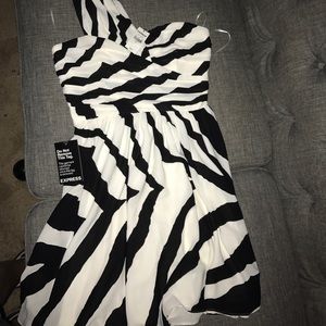 Black and white Express cocktail dress
