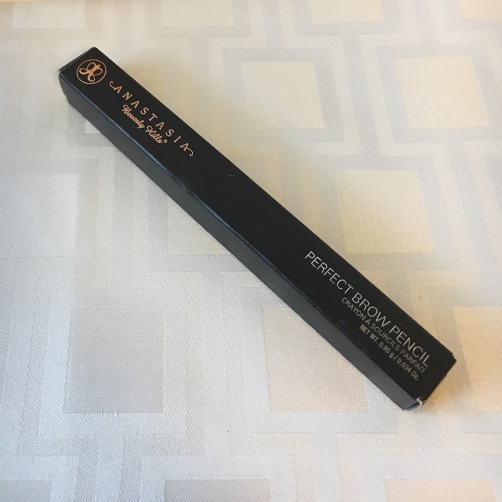 NIB - Anastasia Perfect Brow Pencil - Soft Brown
