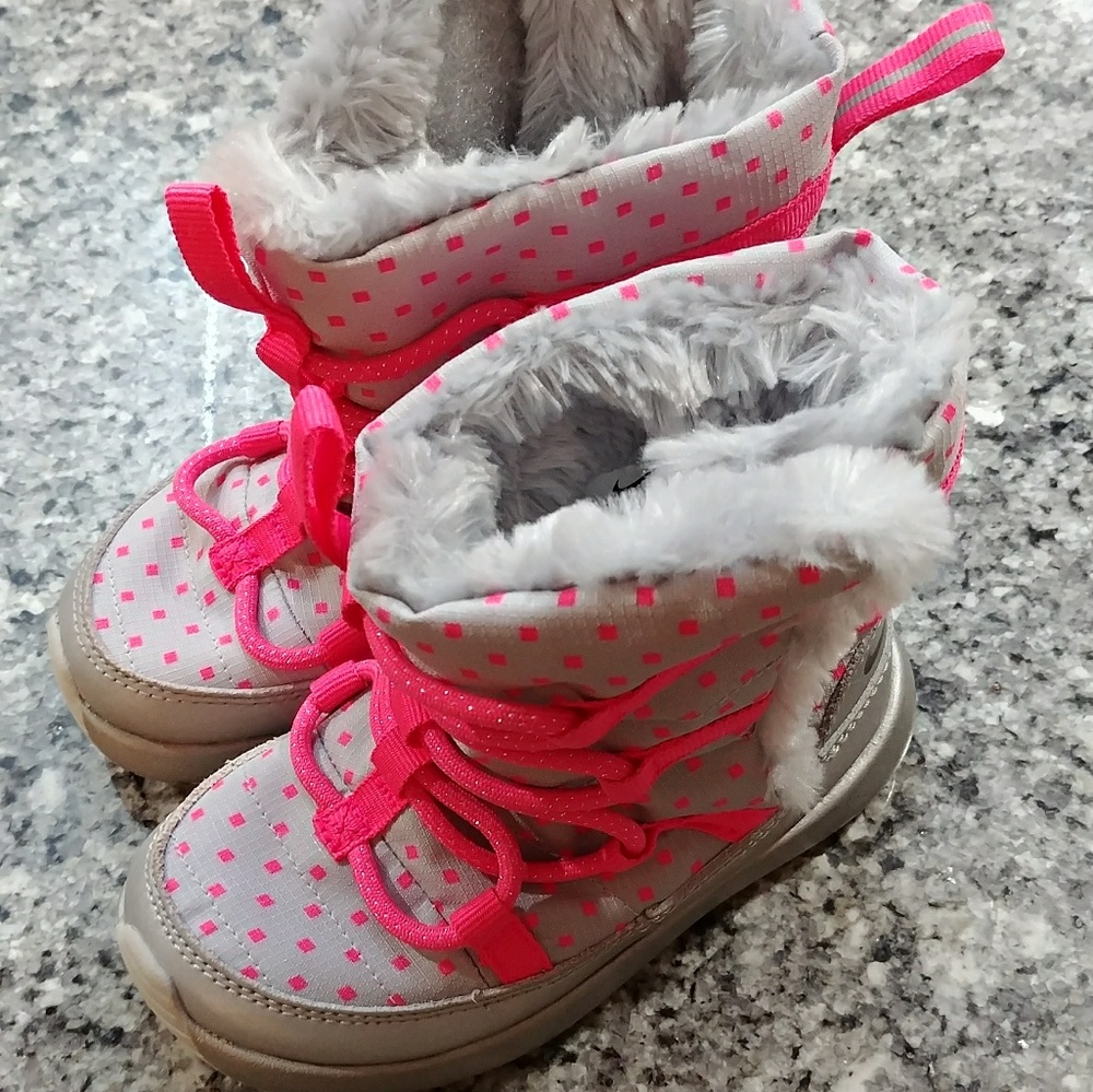 KIDS - Nike Snow Boots
