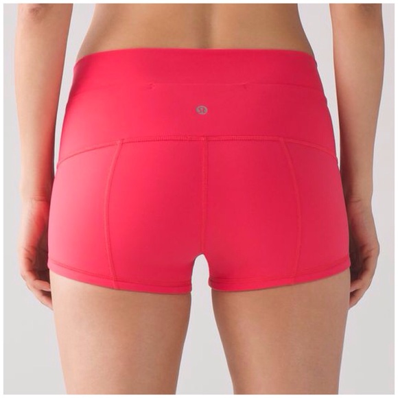 lululemon athletica Pants - Lululemon Wunder Short 2 JUST IN✔️NWT