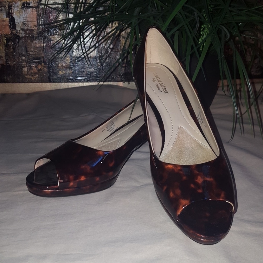 Naturalizer Hanning Tortoise Heels