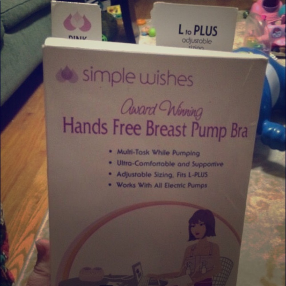 *simple wishes hands free pumping bra*